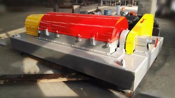 Máquina centrífuga para tratamento de águas